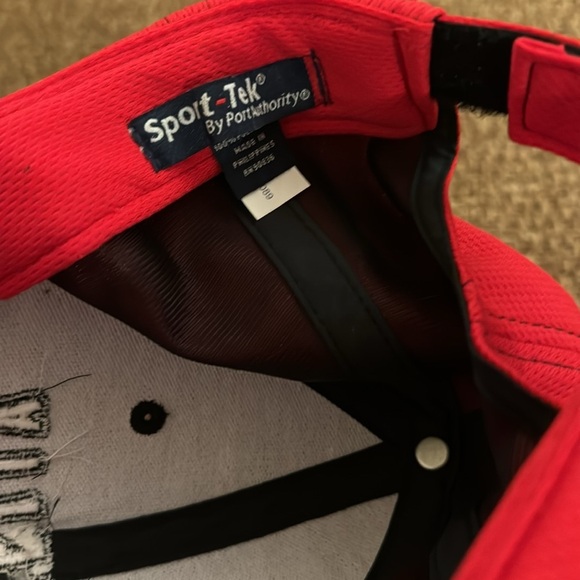 Vintage Netflix Logo Hat (2001-2014 logo era) - Picture 4 of 5